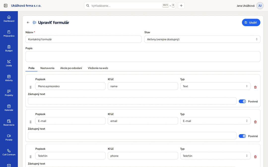 Dakoty CRM: editor formuláře s poli a akcí po odeslání